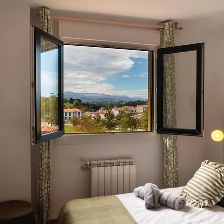 Capricho De Rovacias, Comillas, Cantabria 度假居 柯米拉斯